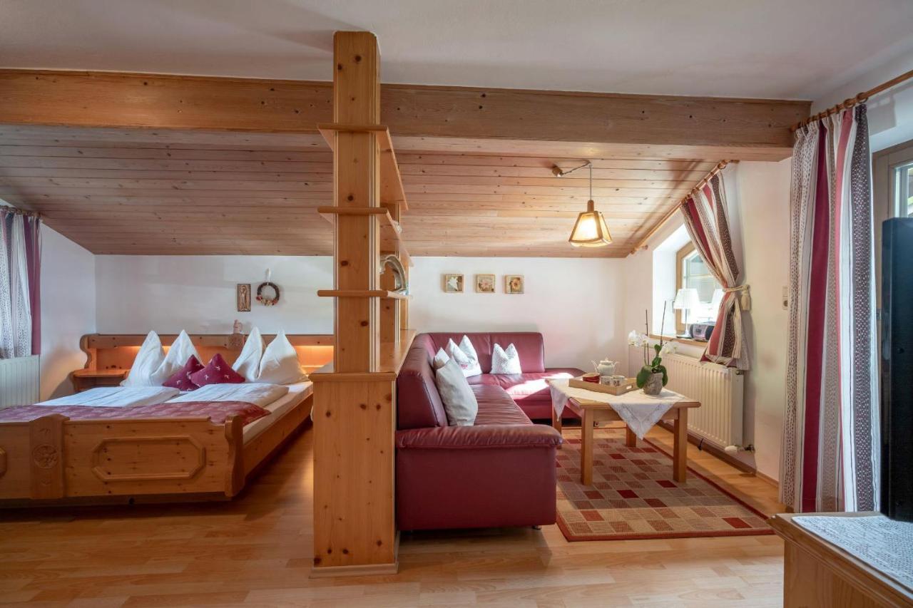 Haus Lindeneck - Erika Schwentner Apartment Kössen Екстериор снимка
